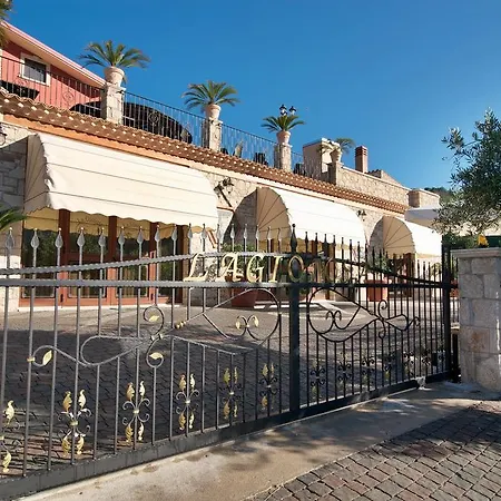 Alloggio per agriturismo La Gioiosa *